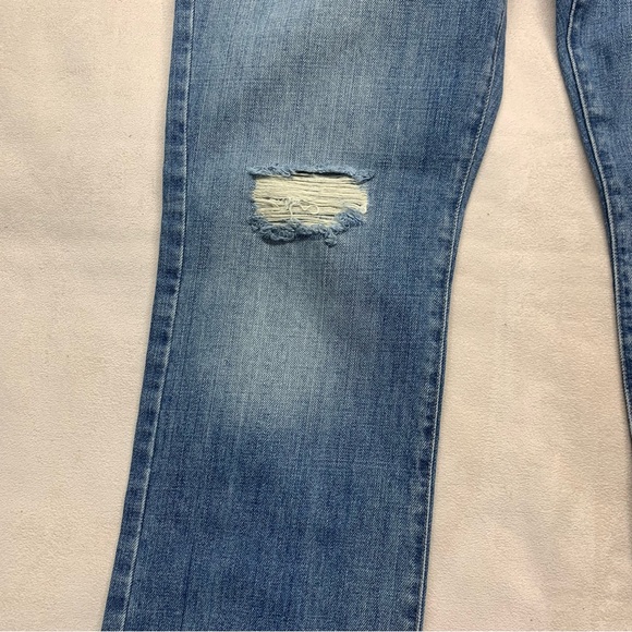 ABERCROMBIE & FITCH DISTRESSED JEANS - Picture 3 of 16